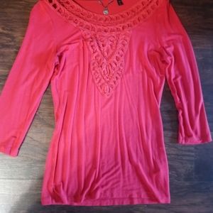 BKE red quarter length shirt
